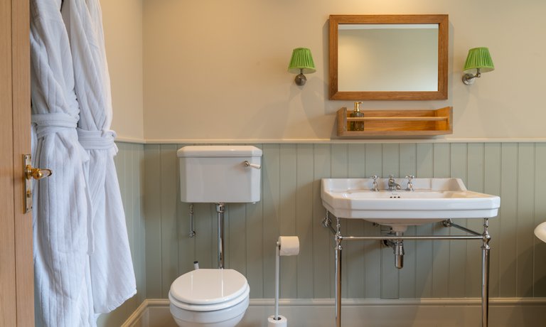 Ensuite