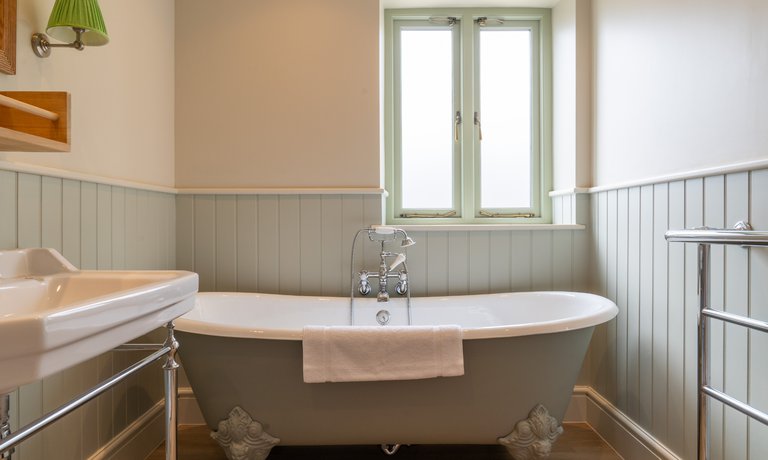 Ensuite