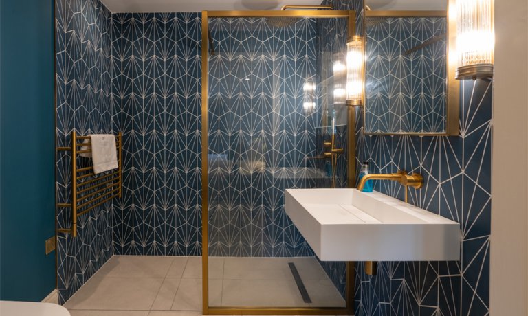 Ensuite