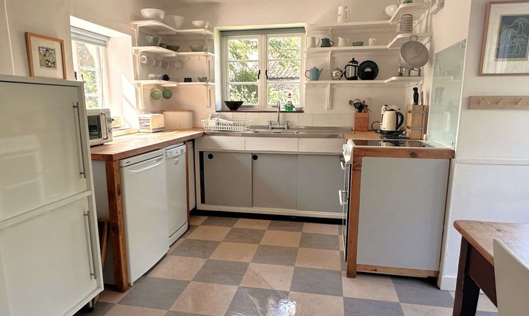 50's Style Kitchen