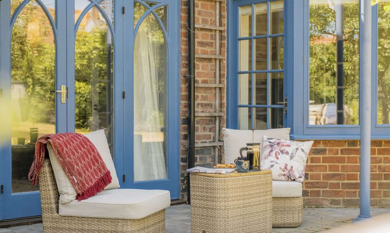 Outdoor Seating