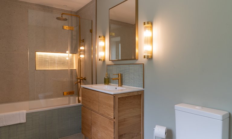 Ensuite