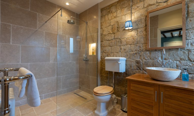 Ensuite