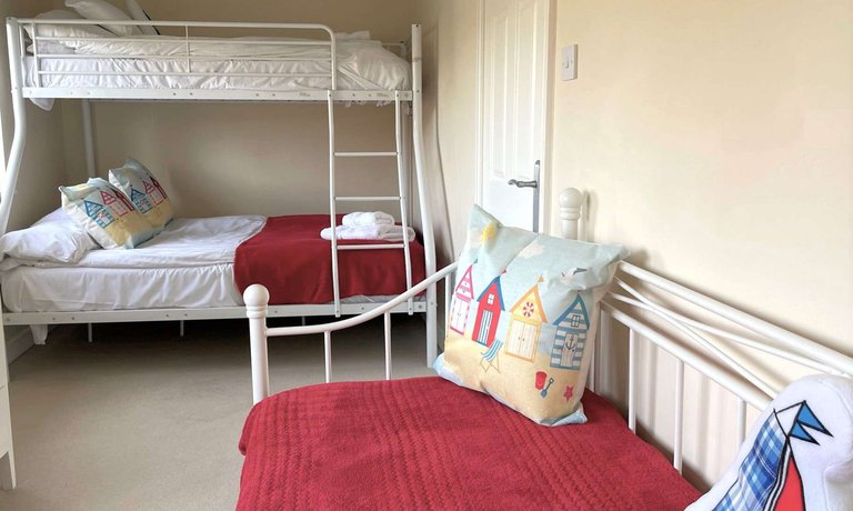 Bedroom 5