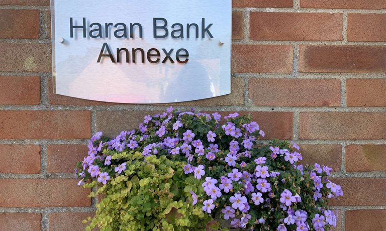 Haran Bank Annexe