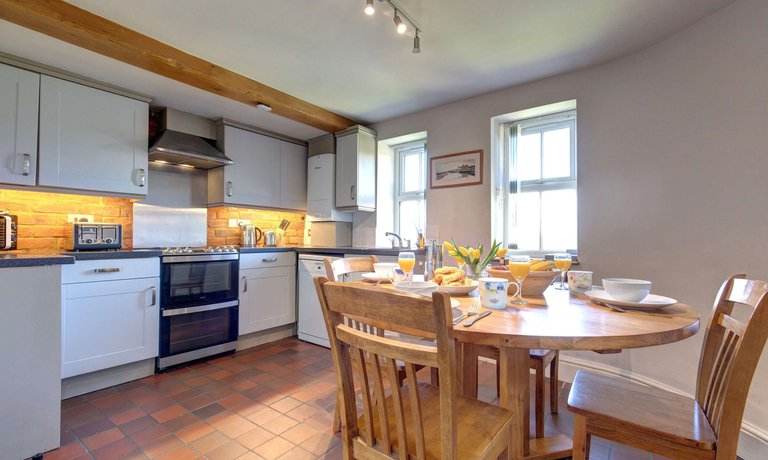Kitchen and dining space