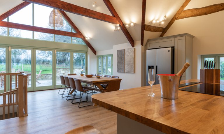 Open plan kitchen and dining area